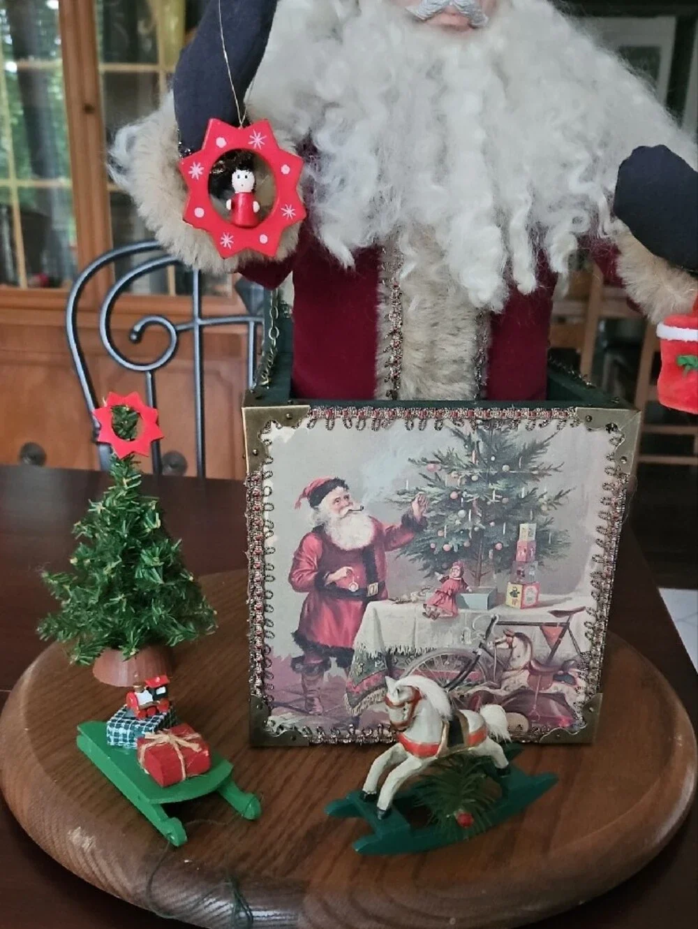 Vintage Old World Folk Art Santa Figure In Decorated Display Wooden Holiday Box